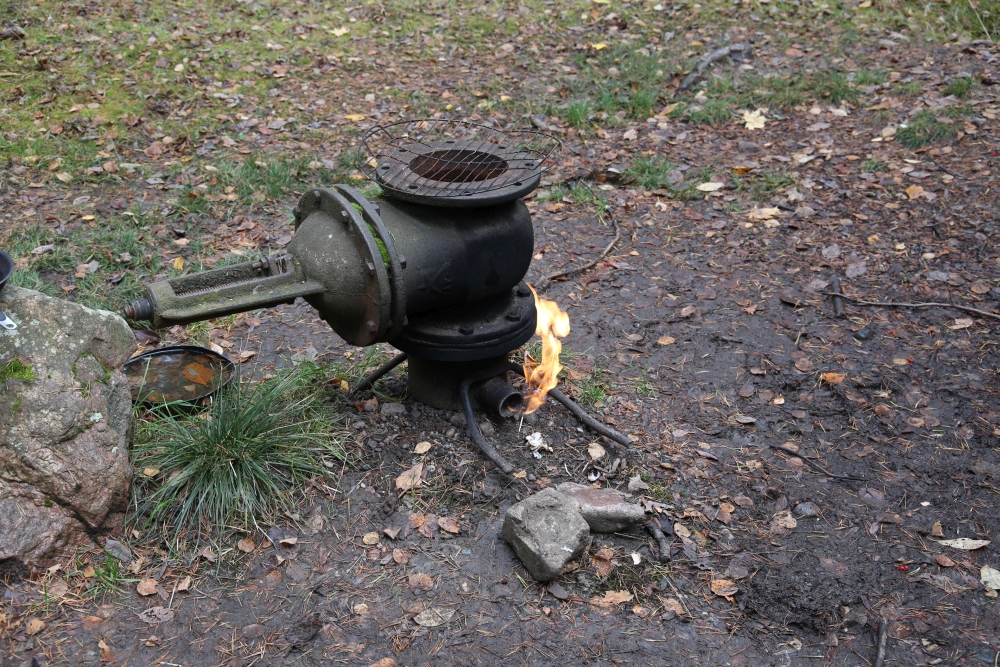 Maagaasi kütusena kasutades saaks lihtsasti lõunasöögiks toki otsas vorstikesi küpsetada. Foto: Nele Verhovtsova. 