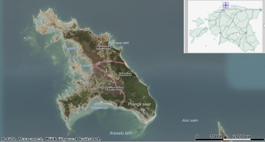 Prangli saart ümbritsevad mitu väiksemat saarekest, millest nii mõnedki on juba jõudnud Prangliga kokku kasvada. All paremal nurgas piilub Aksi ehk Väike-Prangli saar. Allikas: Maa-ameti Geoportaal.