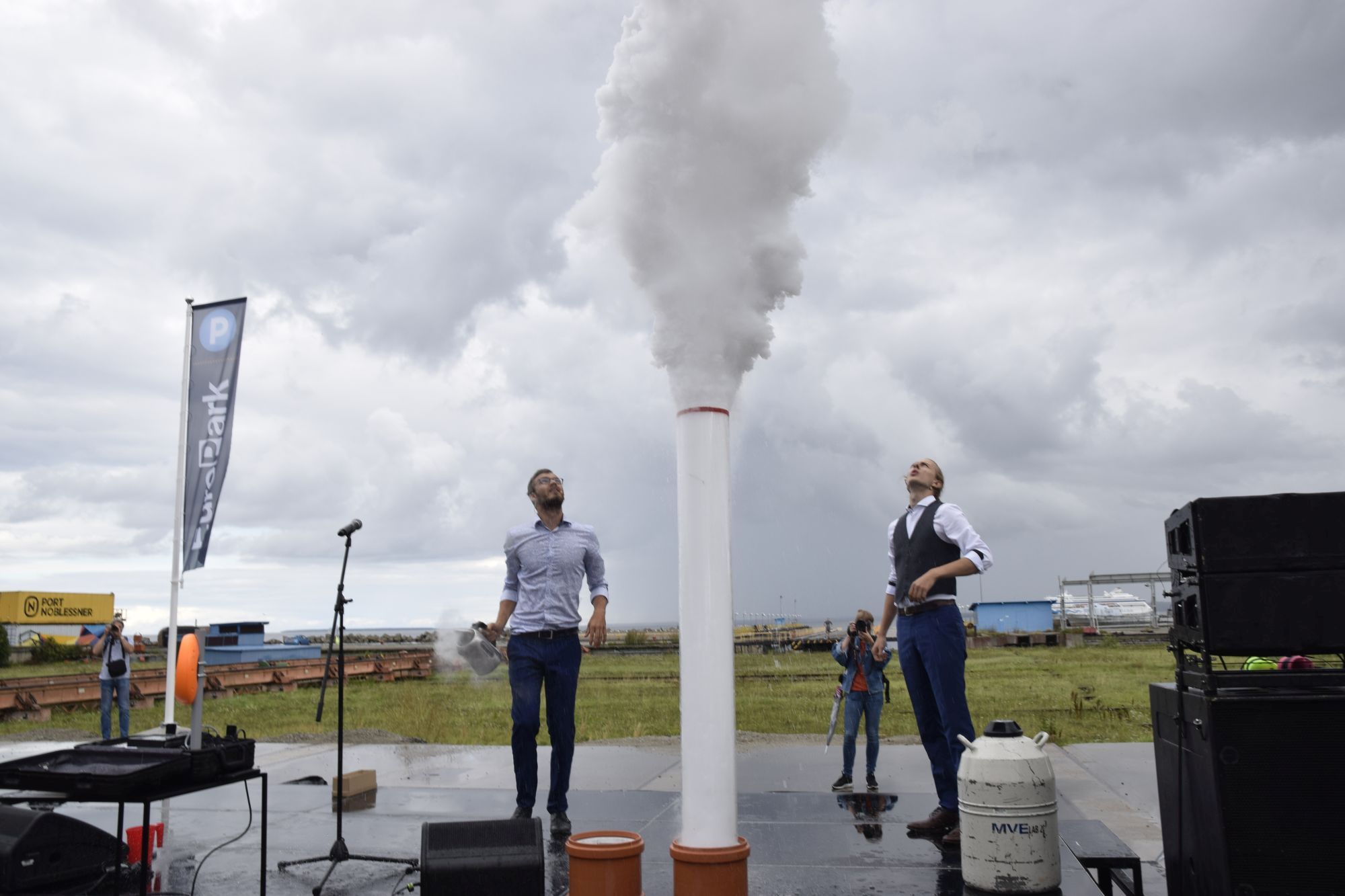 Foto: Teadusteater näitab gaasi survet. Janek Jõgisaar, Bioneer.ee