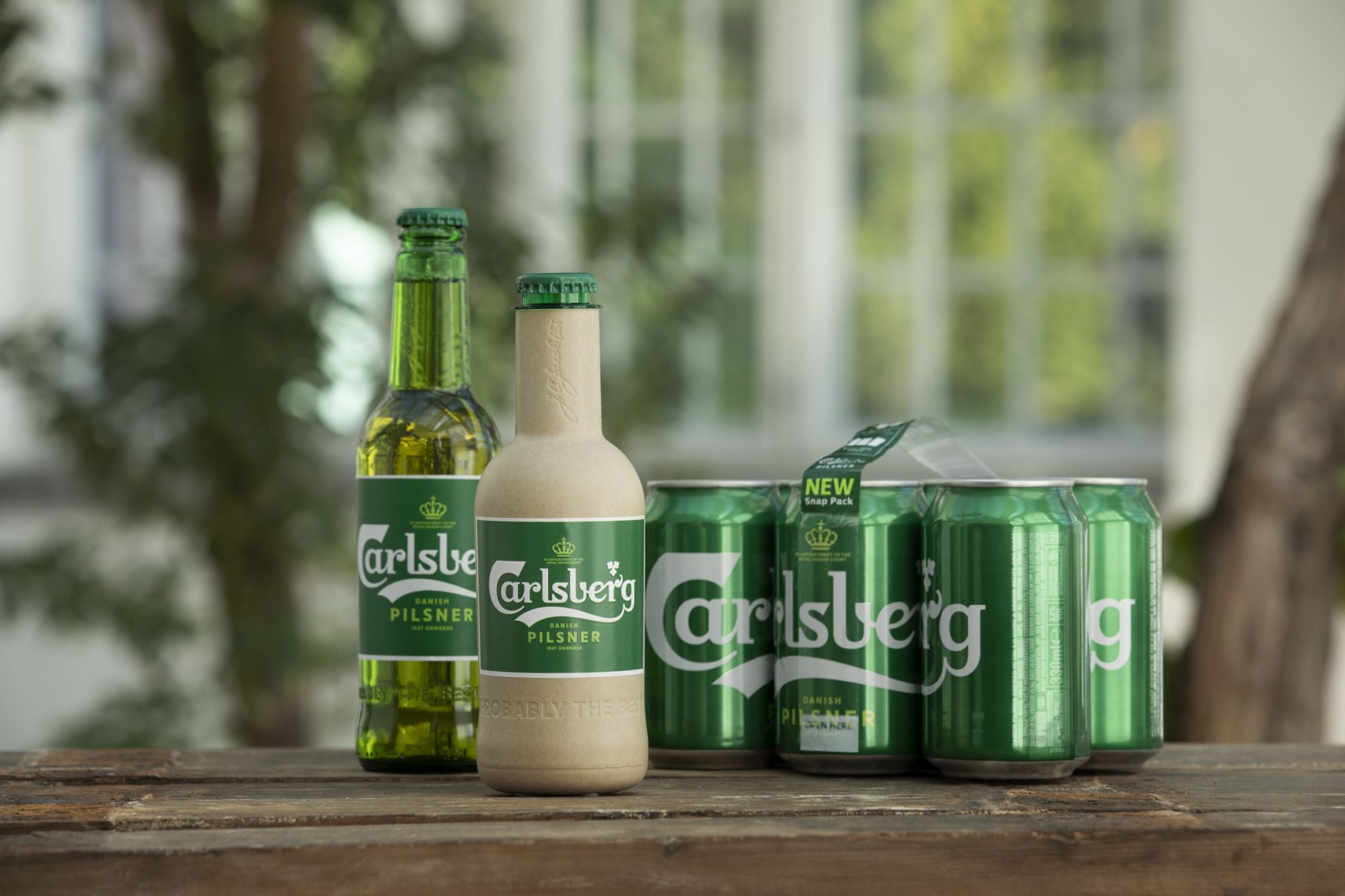 Carlsberg esitles kahte “paberist” õllepudeli prototüüpi