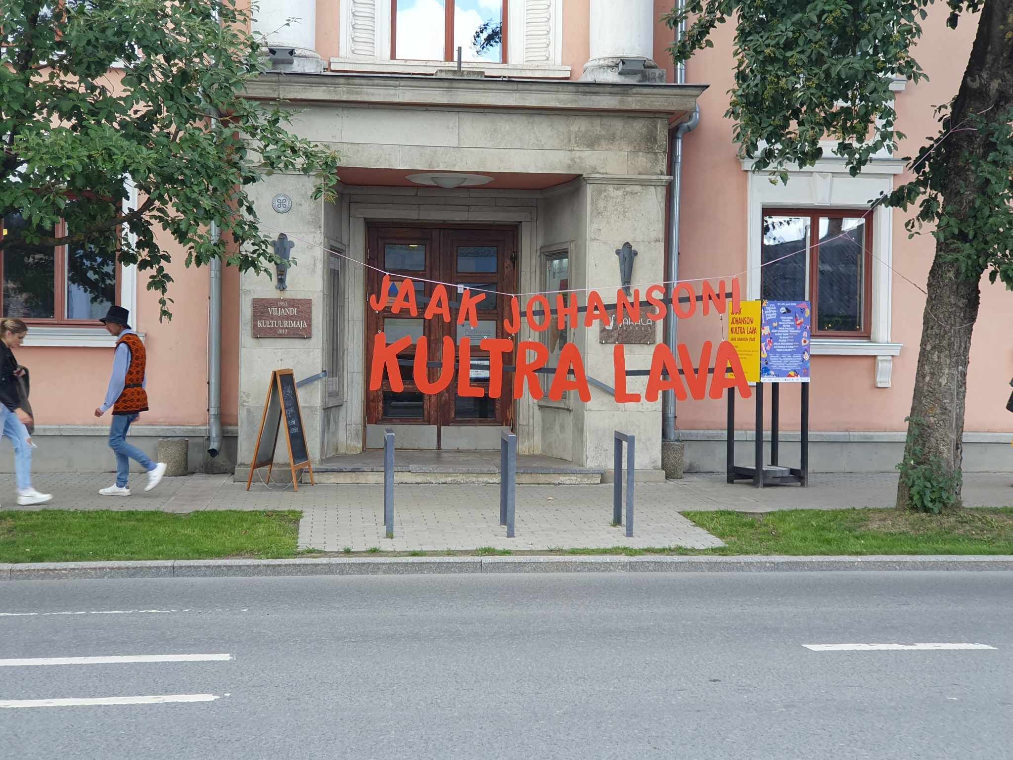Uudne oli Festivalil ka lava nimetamine lahkunud pärimusmuusiku järgi. Janek Jõgisaar, Bioneer.ee
