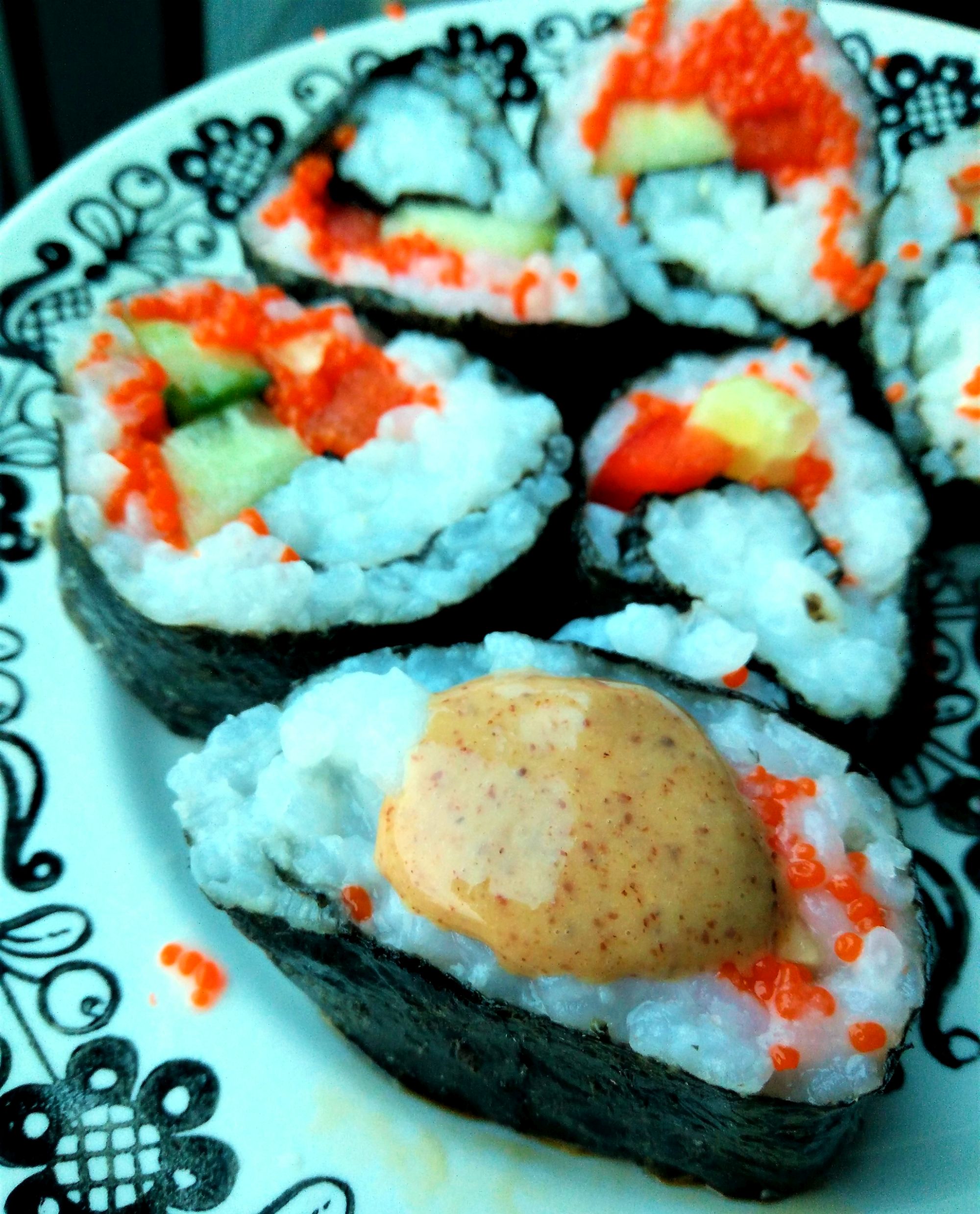 Vegan neljapäev - sushi kalamarja ja mandlijuustuga