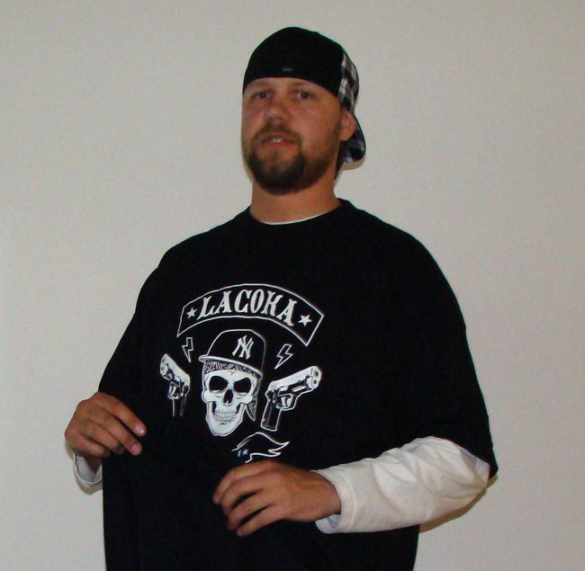 Henry Kõrvits, esinejanimega Genka rääkis kohalviibijatele, miks ta  eelistada riidest kotte.